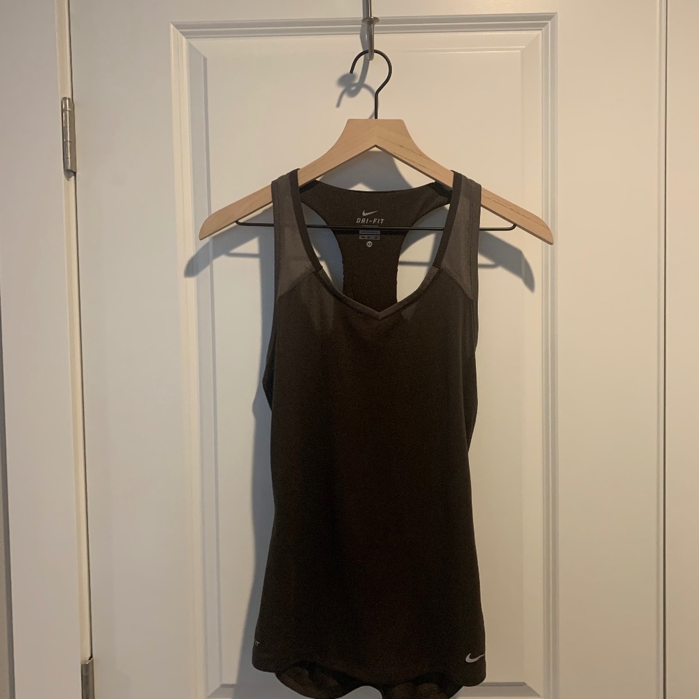 NIKE TANK TOP